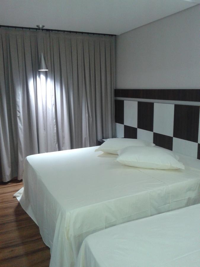 Hotel Maestro Villa Do Lago Toledo ภายนอก รูปภาพ