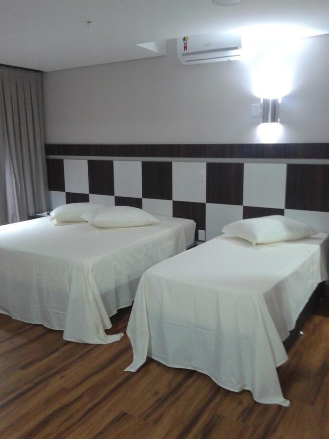 Hotel Maestro Villa Do Lago Toledo ภายนอก รูปภาพ