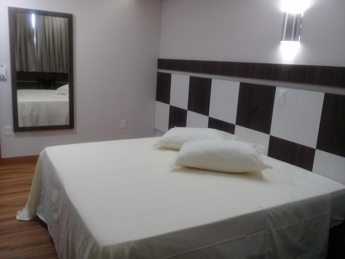 Hotel Maestro Villa Do Lago Toledo ภายนอก รูปภาพ